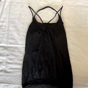 Lulu Flow and Go Tank Size 6 excellent condition